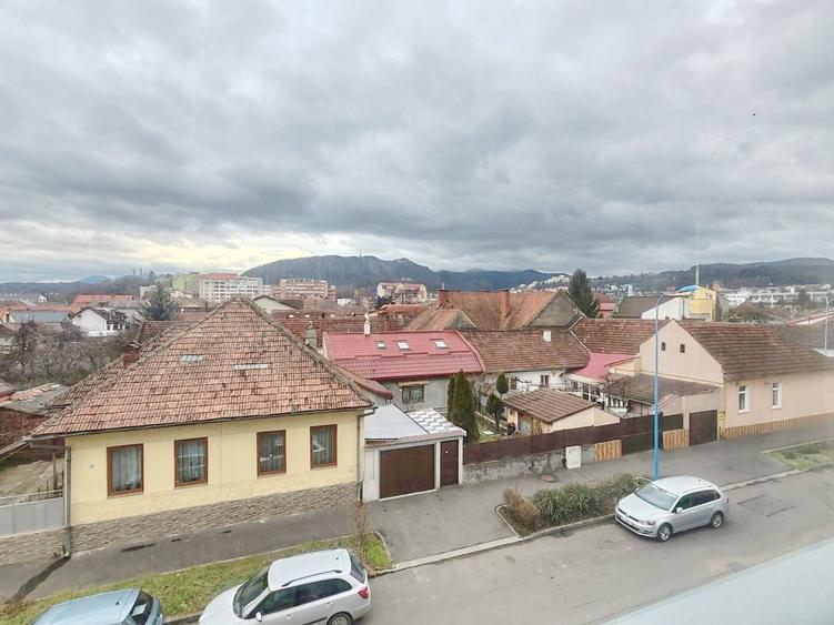 Clădire pentru clinică sau birouri - Zona Mihai Viteazu/Griviței - 11