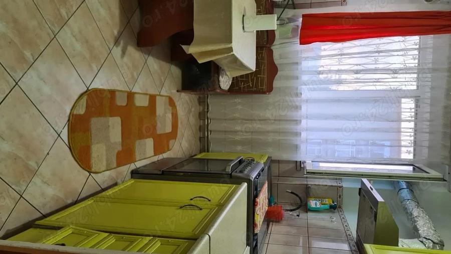 Vand apartament cu doua camere - 1