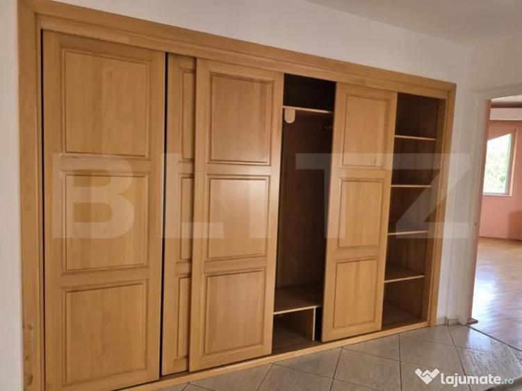 Casa cu piscina ,7 camere, 447 mp - teren 1535mp, Vetis - 3