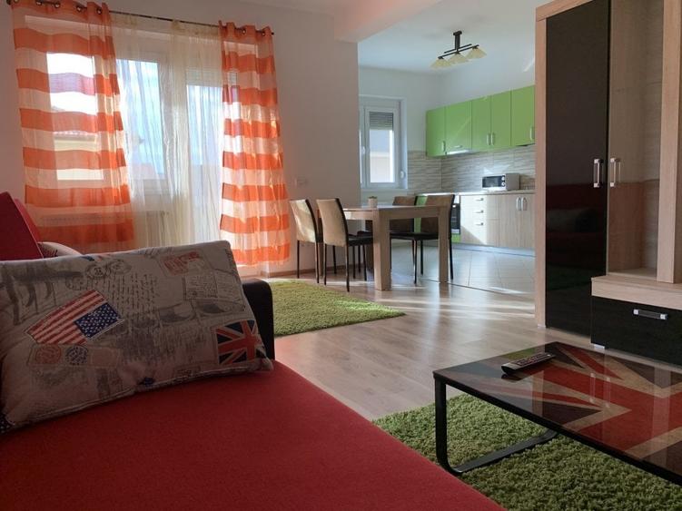 Apartament  2 camere in zona Braytim loc de parcare in curtea interioara - 1