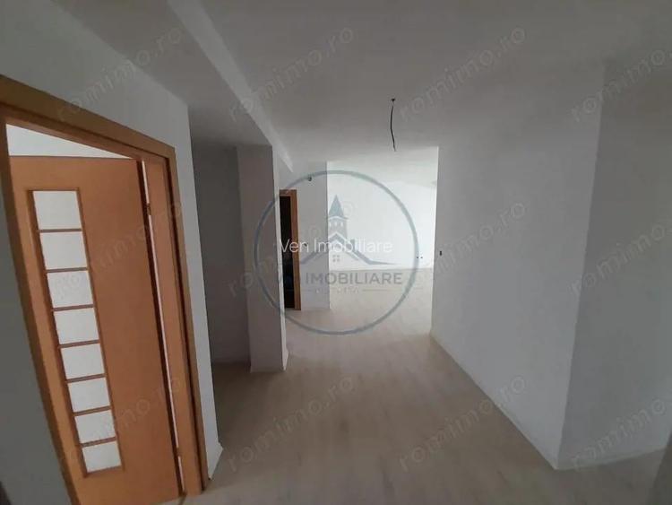 Apartament spa?ios cu 4 camere 119 mp