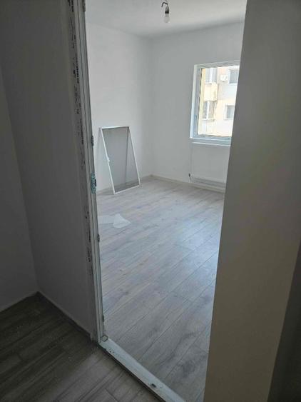 Vand apartament Campulung Muscel zona Grui etaj 3 - 9