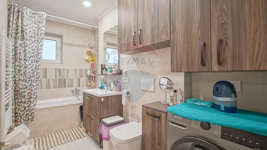 Apartament cu 2 camere de vânzare, parcare subterană și supraterană - 13