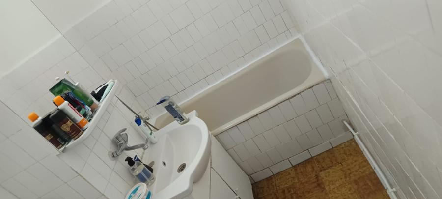 Proprietar inchiriez apartament o camera zona Bucovina. - 4