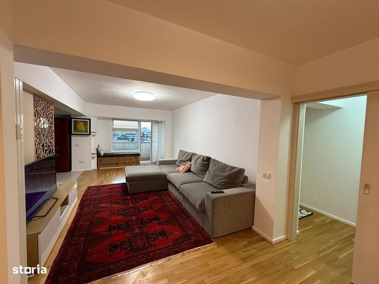 Bd Unirii - Rond Alba Iulia, 4 camere mobilat modern, loc de parcare - 1