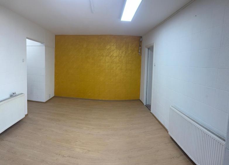 Apartament 2 camere, zona Saturn - 1