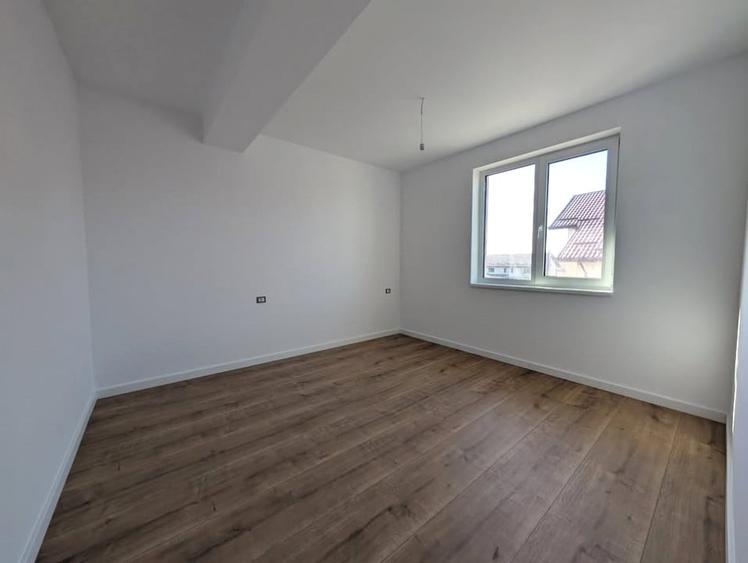 Vile Insiruite P+1E cu Finisaje Premium in Valea Lupului, Iasi - 14