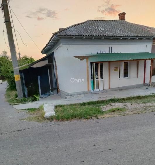 Casa si spatiu comercial in Singureni, Giurgiu