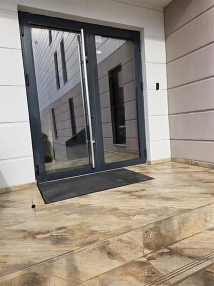 STUDIO MAMAIA NORD, HANUL CU PESTE - 2