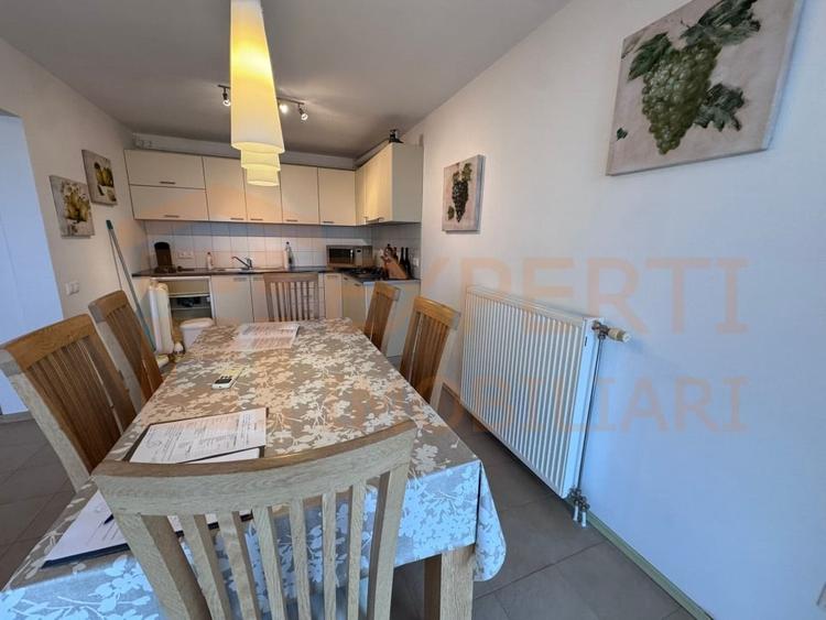 Oportunitate! Apartament 3 camere de vanzare, in Zona Centrala - 5