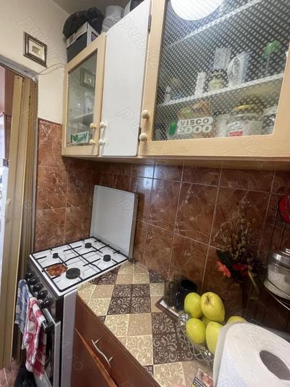 De vanzare garsoniera 12m - 2