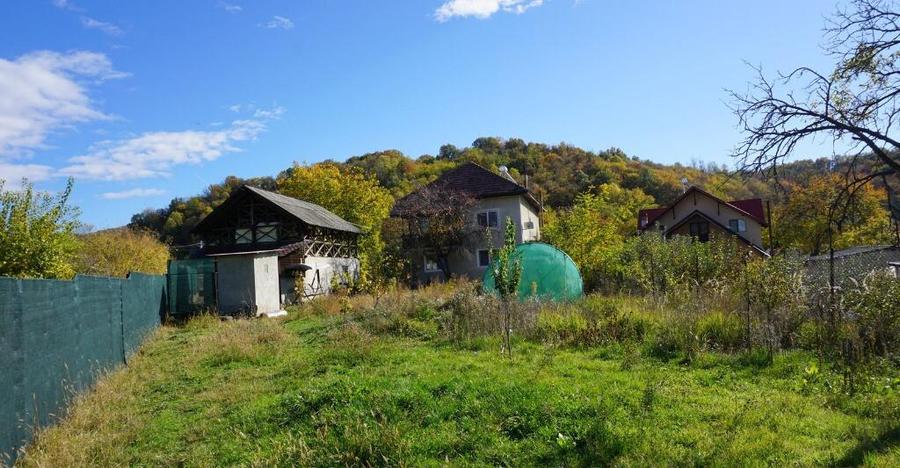 BUDESTI - CASA LANGA ORAS, TEREN 935 MP - 12