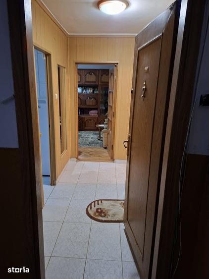 Apartament cu 3 camere decomandat în Popa Șapcă