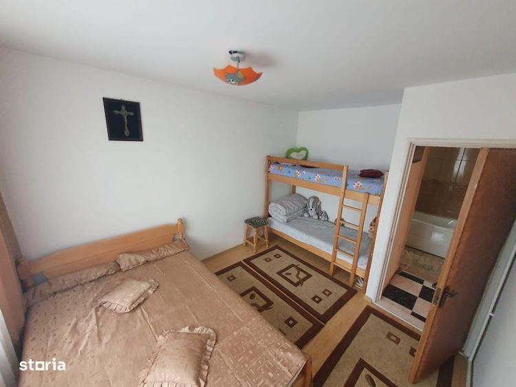 Apartament cu 2 camere decomandat în Micro 4