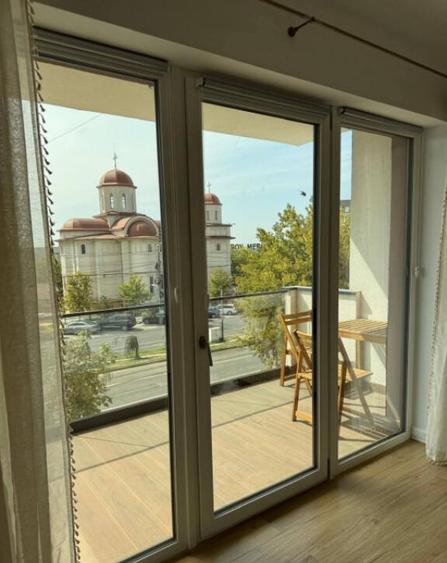 Garsoniera decomandata, 38 mp utili, balcon 7m, bloc nou, zo - 7