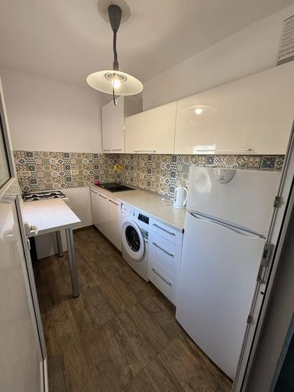 Apartament de vanzare / inchiriere in Confectii - 4