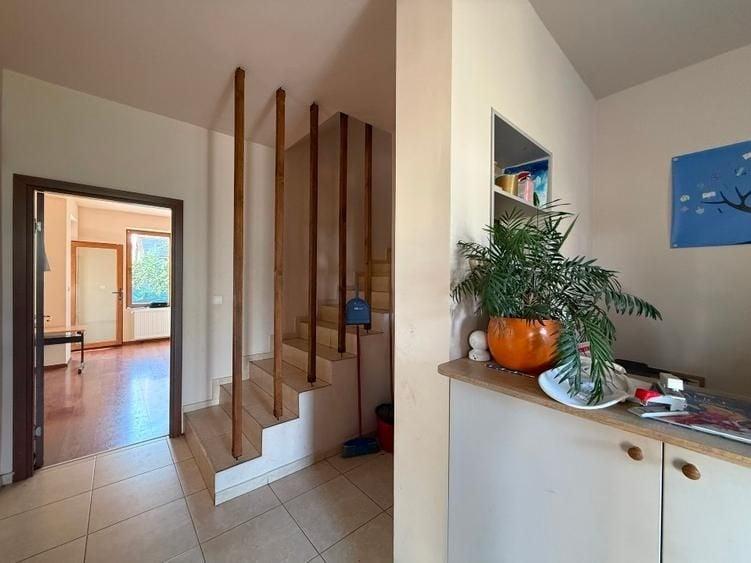 Casa spatioasa,perfecta pentru locuit sau investitie - 10