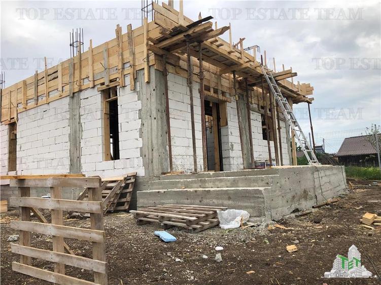 Vila 5 camere de vanzare in Frumusani, ideala investitie - 3