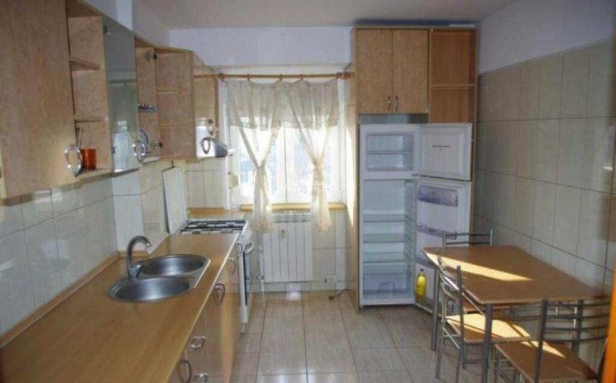Apartament 3 camere, ZonaTineretului-Vacaresti