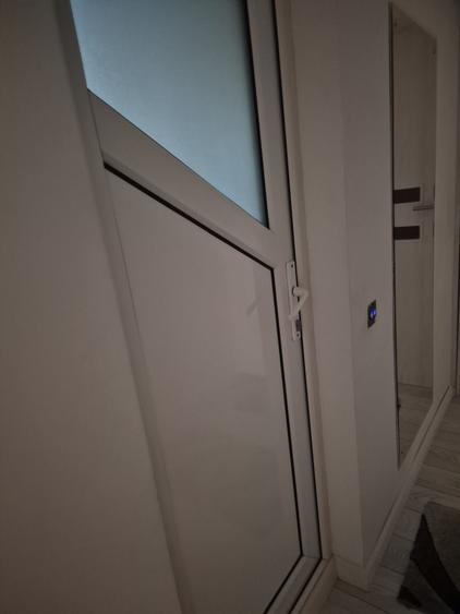 Apartament cu 2 camere semidecomandat în Brâncoveanu