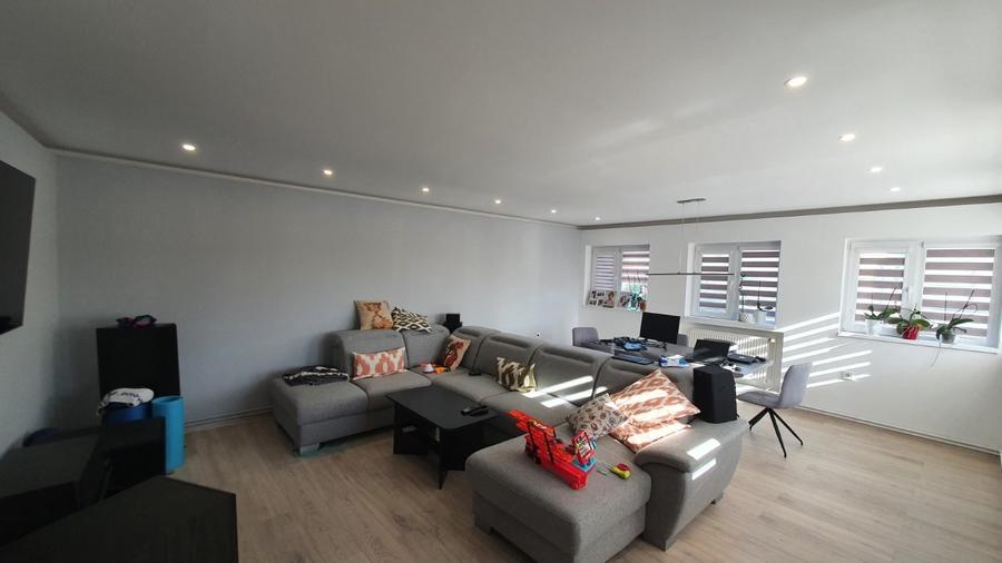 ULTRACENTRAL - imobil P+E,  pret. locuinta/firma - 330000 euro - 3