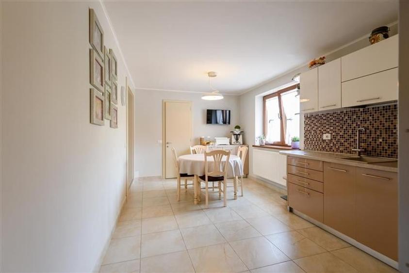 Proprietate nobiliara, cu influente moderne, Prejmer, Brasov- rezidential/ comer - 39