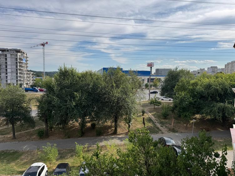 Apartament cu 2 camere decomandat în Cug