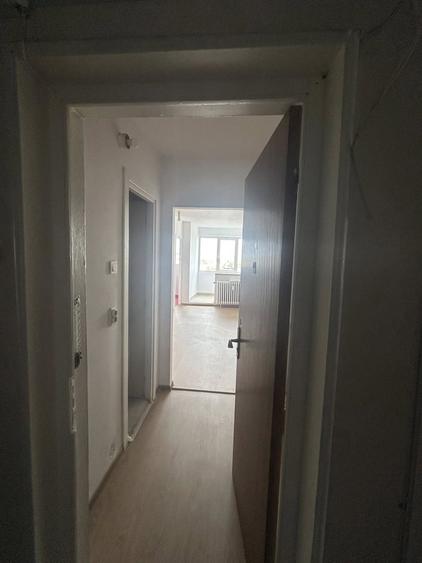 Favorit, Drumul Taberei, garsoniera 31 mp, renovata, la 5 minute de metrou - 3
