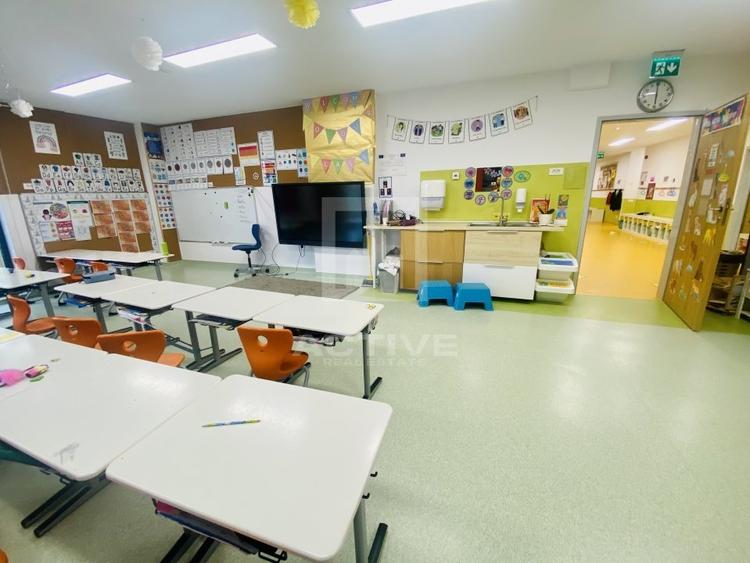 Spatiu parter si etaj  +curte proprie  || zona Farmec - 7