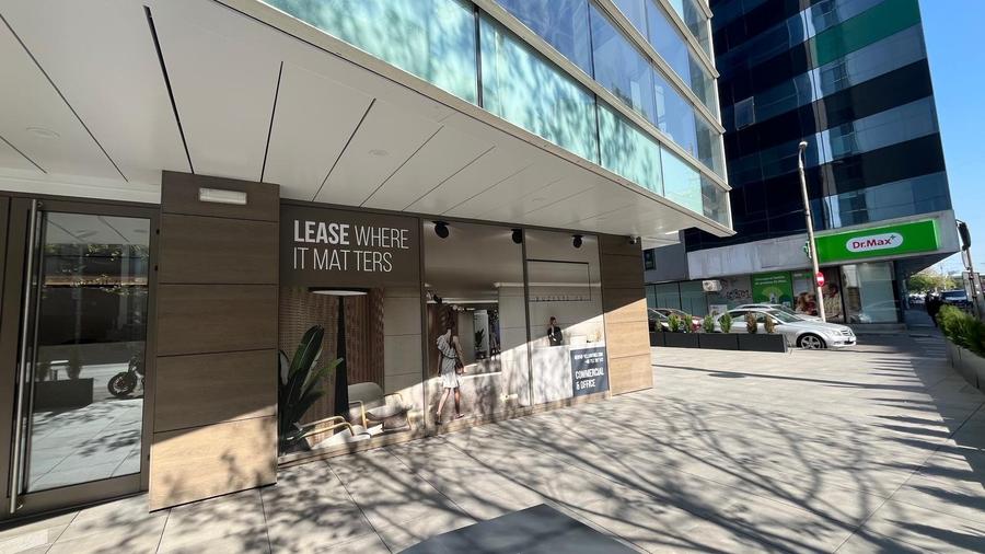 Spatiu Comercial Restaurant 378 MP + 139 MP Terasa | Piata Victoriei - 1