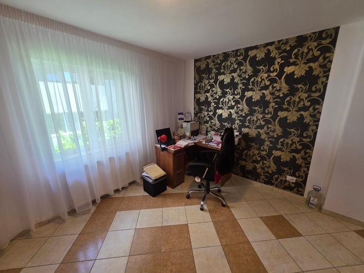 Nicolae Grigorescu, 10 minute metrou si parc IOR, pe strada Malva, - 12