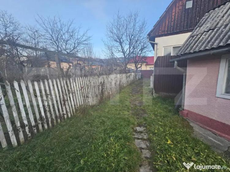 Casa cu 2 camere ?i anexe, zona centrala, Campeni - 4