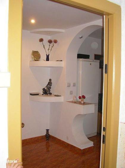 Vand apartament doua camere - 2