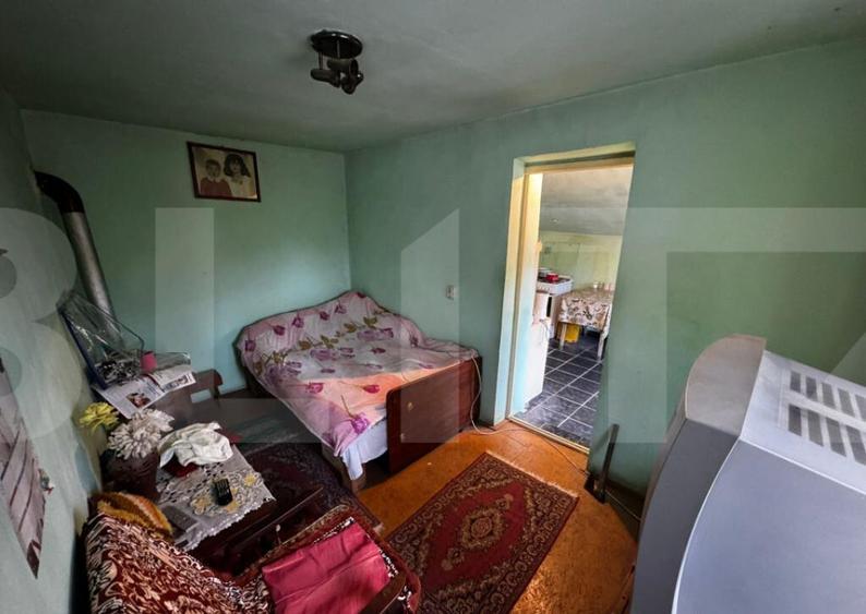 Casa 4 camere cu teren de 3892 mp - 9