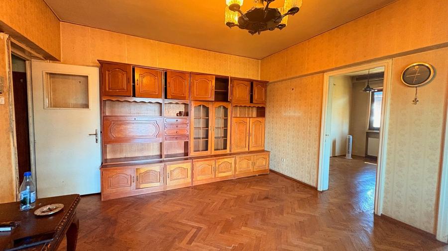 3 cam Piata Alba Iulia strada Valeriu Braniste, CENTRALA PROPRIE, etaj 4 - 5