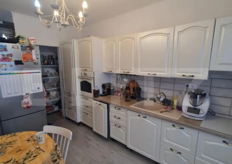 Casa cu 4 camere, instalatie fotovoltaica, acces restriction - 9