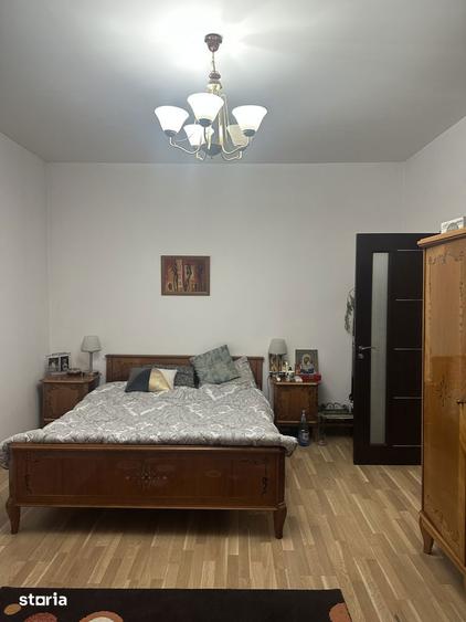 Campina - ultracentral - casa + Spa?iu comercial - 215000 Euro - 19