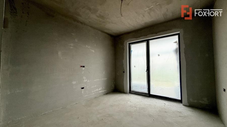 Apartament de vanzare, 2 camere + balcon de 13,5 mp, Drumul Boilor - 3