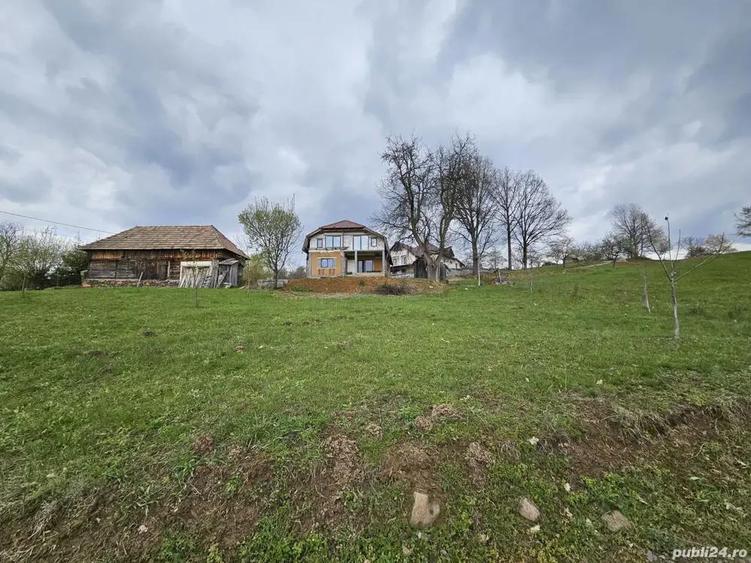 Vanzare casa pensiune P+M - 1