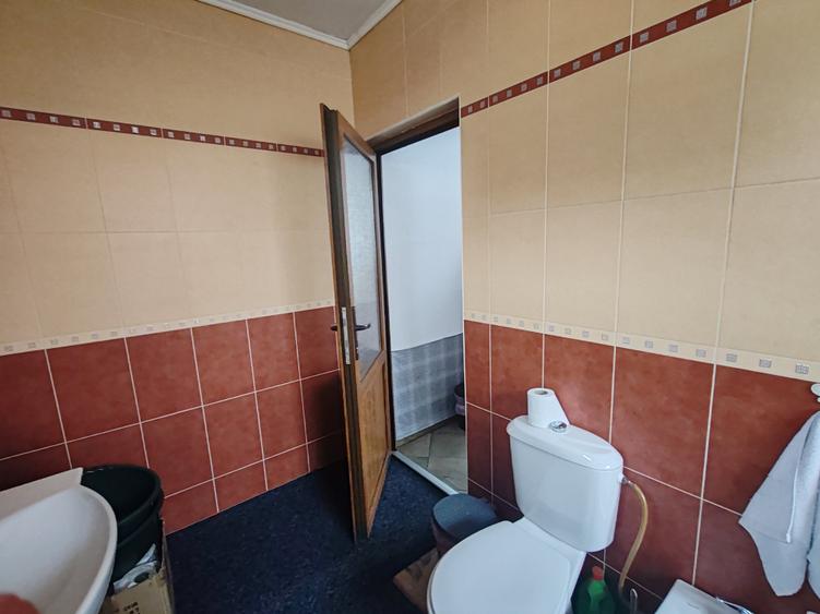 Casa 4 camere libera la vanzare GHIMBAV - zona Garii - 13