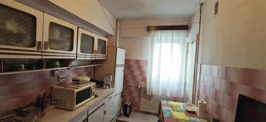 Apartament 3 camere Electroputere Mall - 9