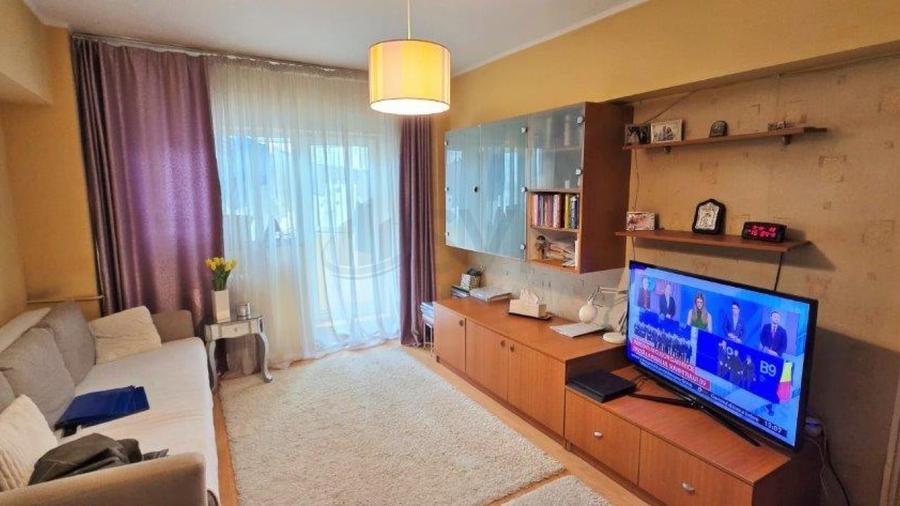 REA1028874 Apartament 3 camere - Piata Crangasi - 2