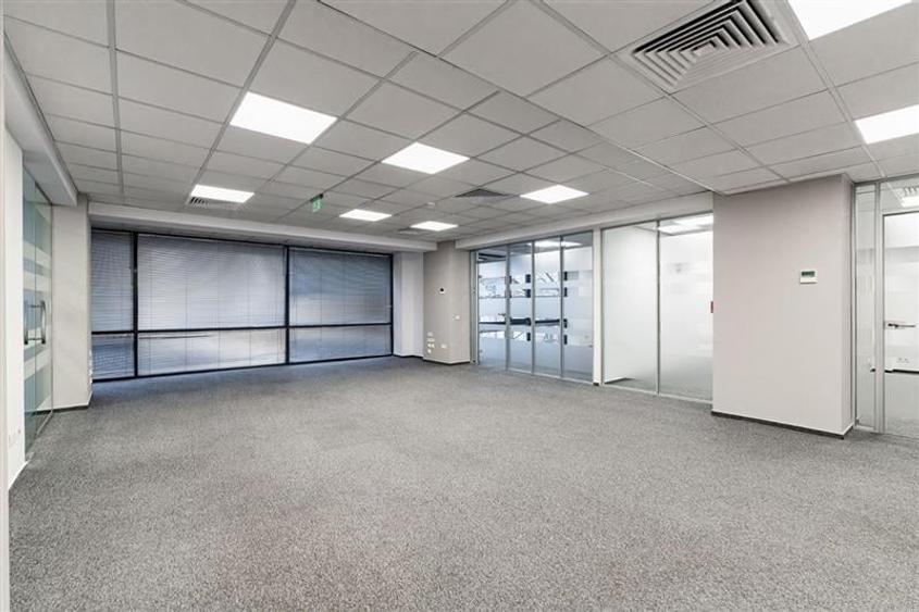 Dacia | 1 km Piata Romana | spatiu ready to move in - 8