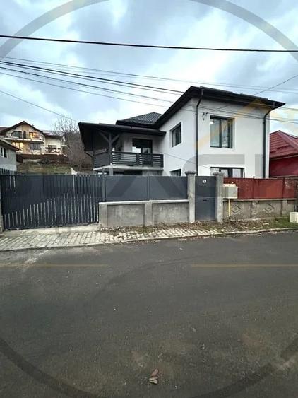 Casa individuala, 4 camere, 150 mp, teren 415 mp, - 1