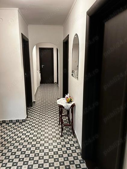 Vand apartament 4 camere - 1