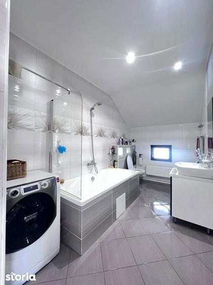 Vila Superba pentru 2 familii /9 Camere /Curte 721 - 12