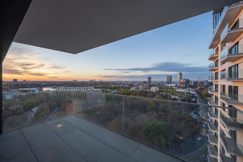 3 CAMERE || DECOMANDAT || VEDERE SPECTACULOASA || ONE VERDI - 50