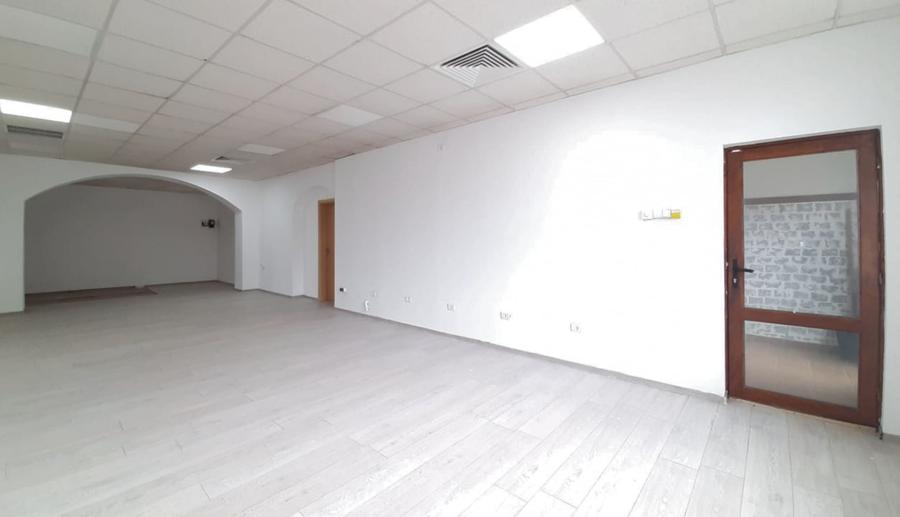 Spațiu comercial de închiriat 62 mp zona Bartolomeu Str Lungă - 1