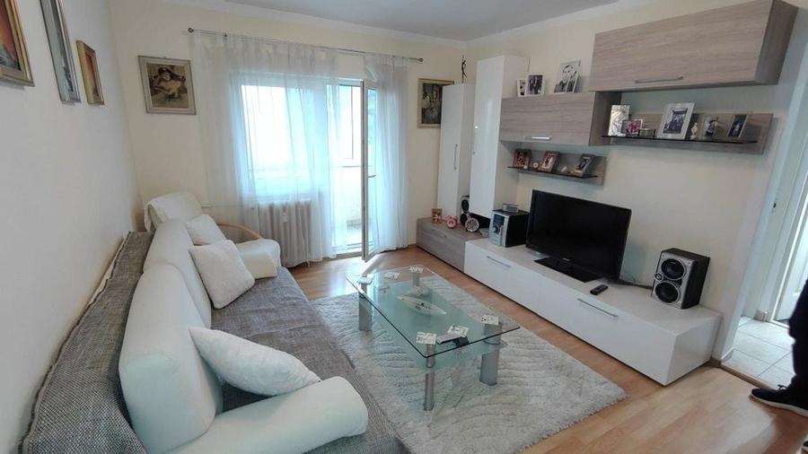 Apartament cochet de 3 camere, etaj 2/4, Grigorescu, Alexandru Vlahuta - 1