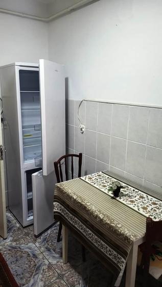 Închiriere apartament 2 camere, decomandat, etaj 2, Bd. Unirii, - 4